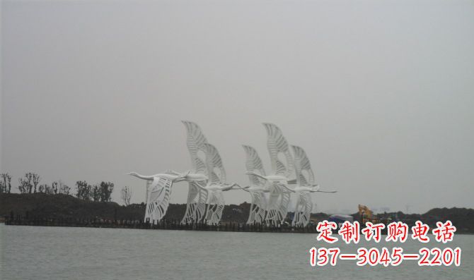 临沂不锈钢白鹭动物雕塑