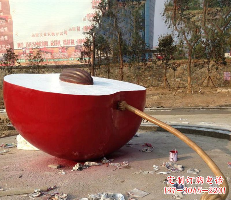 临沂不锈钢半块苹果雕塑——传承古老文化的艺术品