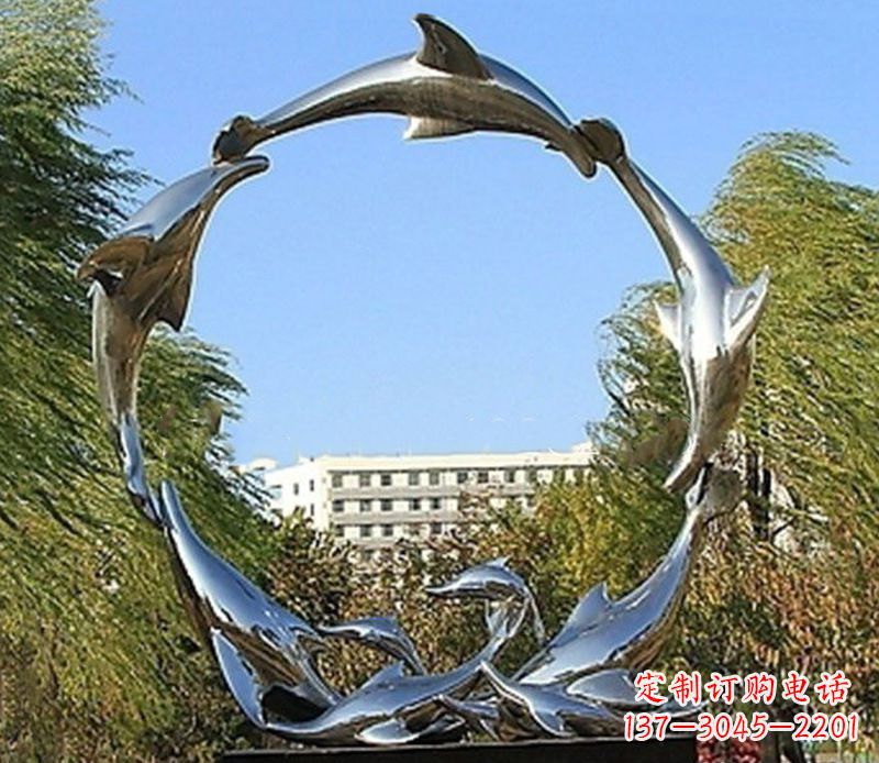 临沂该雕塑的内容、设计理念和文化意义。