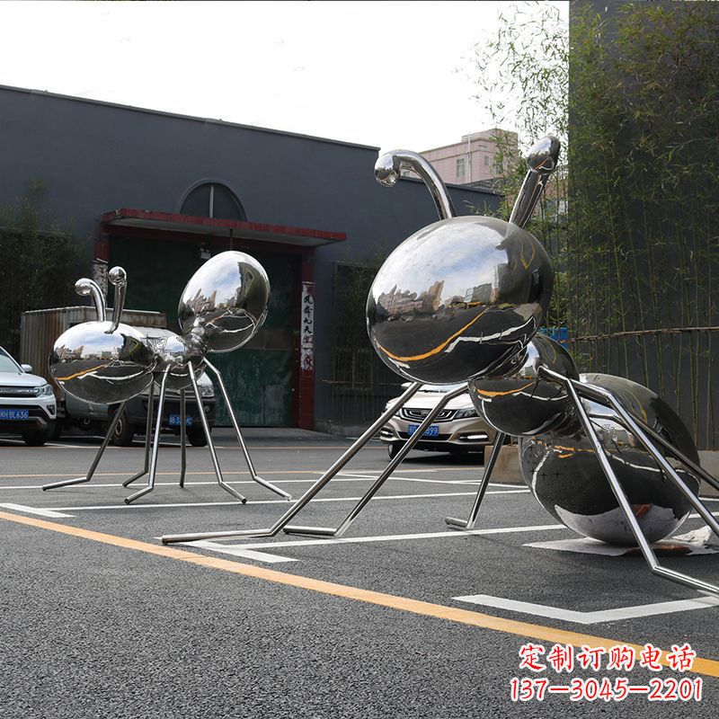 临沂蚂蚁雕塑给城市街道带来活力