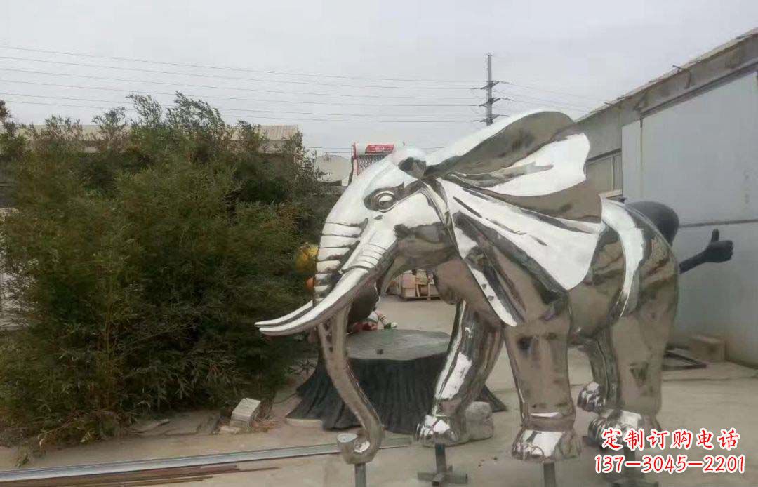 临沂大象雕塑为售楼部装饰点缀