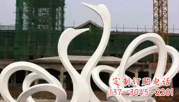 临沂不锈钢天鹅雕塑给人以美丽的感受