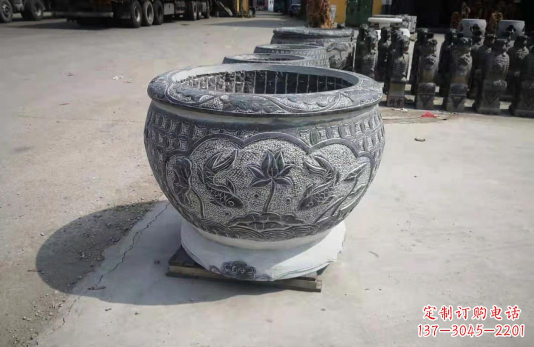 临沂仿古石水缸荷花鲤鱼石雕