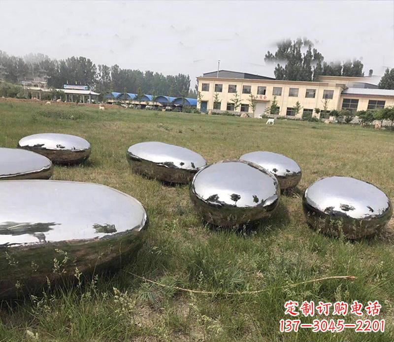 临沂公园不锈钢水滴座椅景观雕塑