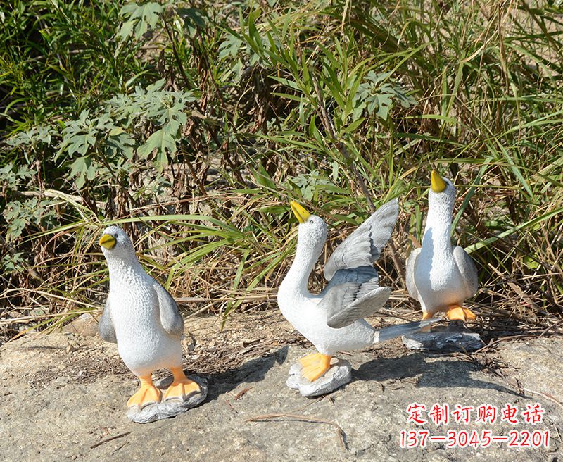 临沂沈阳抗美援朝烈士陵园和平鸽雕塑