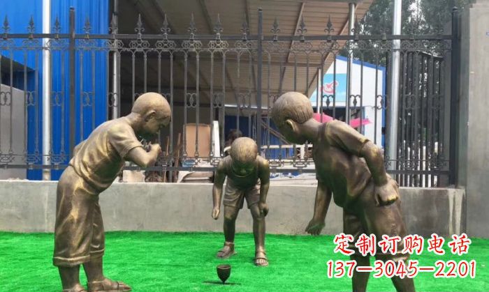 临沂玩陀螺儿童铜雕