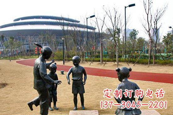 临沂玩游戏儿童公园人物铜雕