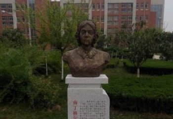 临沂南丁格尔校园名人铜雕：精致细致的雕塑艺术