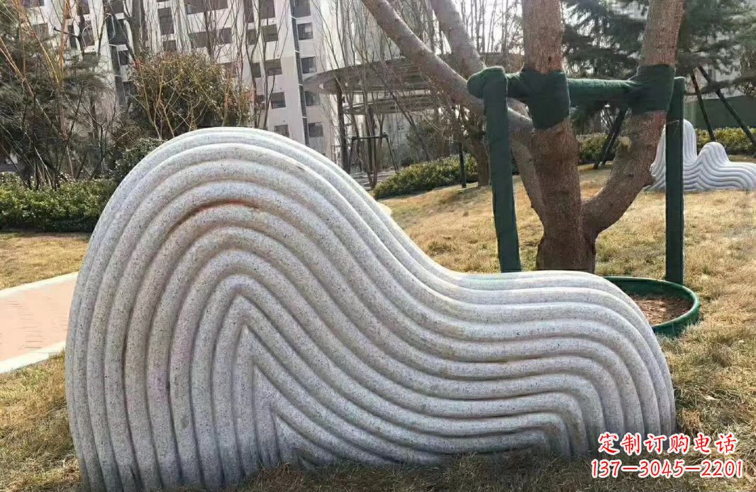 临沂小区大理石纹理假山雕塑