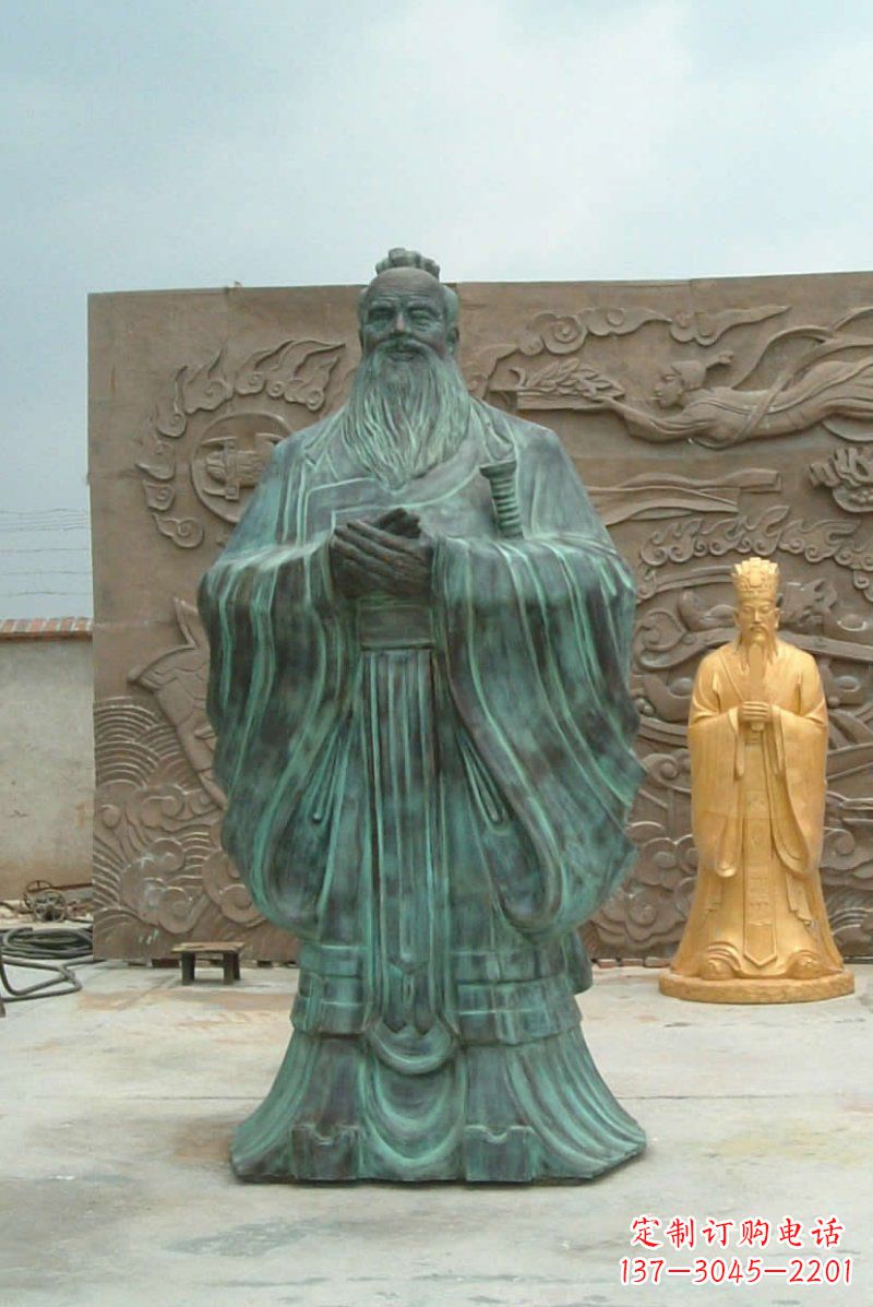 临沂校园青铜仿古孔子